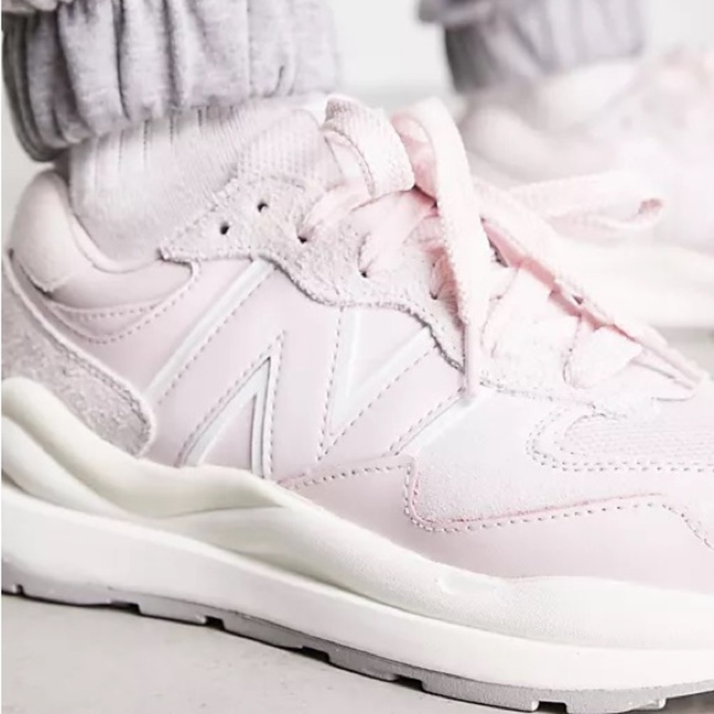 New Balance 57/40 Retro Running Shoes / Sneakers - Pink - Picture 10 of 14